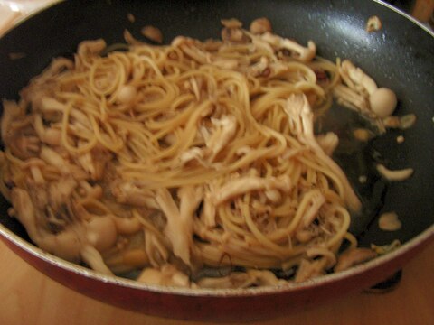 4種のきのこパスタ